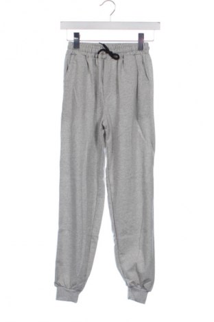 Dětské tepláky Unbranded, Velikost 15-18y/ 170-176 cm, Barva Šedá, Cena  209,00 Kč