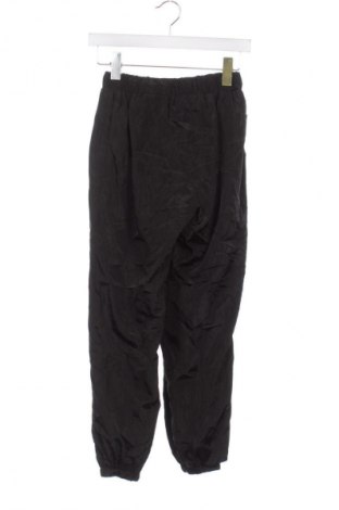 Dětské tepláky Unbranded, Velikost 13-14y/ 164-168 cm, Barva Černá, Cena  409,00 Kč