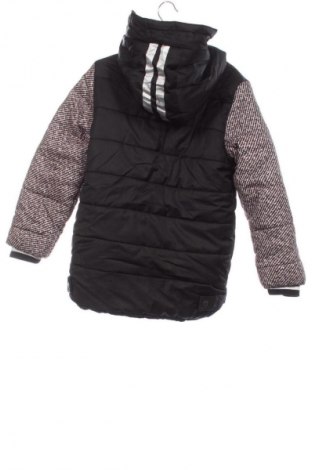 Παιδικό μπουφάν Unbranded, Μέγεθος 5-6y/ 116-122 εκ., Χρώμα Πολύχρωμο, Τιμή 17,99 €