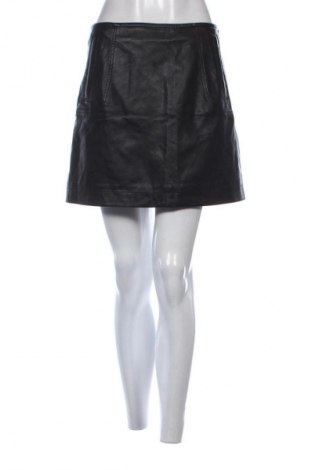 Кожена пола H&M, Размер M, Цвят Черен, Цена 5,99 лв.