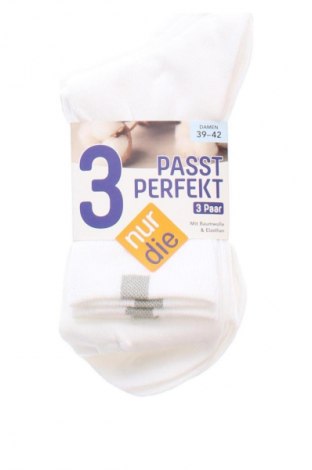 Σύνολο Nur Die, Μέγεθος M, Χρώμα Λευκό, Τιμή 7,99 €
