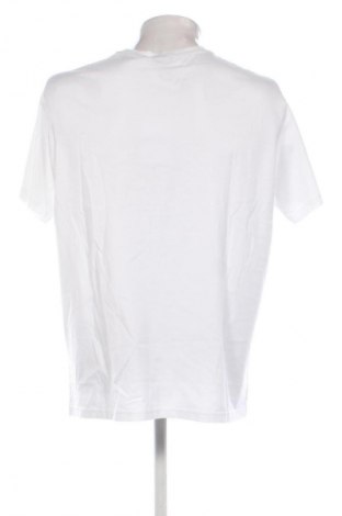 Мъжка тениска Givenchy, Размер L, Цвят Бял, Цена 289,99 лв.