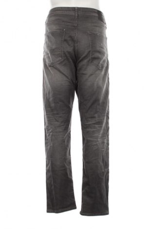 Мъжки дънки Jack & Jones, Размер XL, Цвят Черен, Цена 19,99 лв.