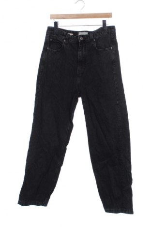 Мъжки дънки Pull&Bear, Размер XS, Цвят Черен, Цена 16,99 лв.