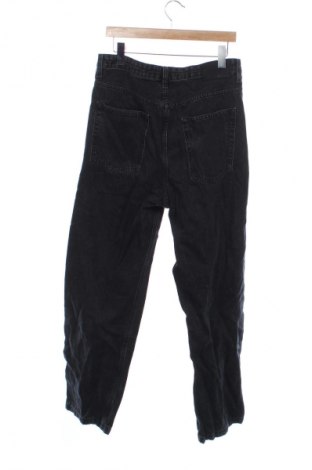 Мъжки дънки Pull&Bear, Размер XS, Цвят Черен, Цена 16,99 лв.
