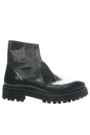 Férfi cipők
 Cordwainer, Méret 43, Szín Fekete, Ár 88 159 Ft