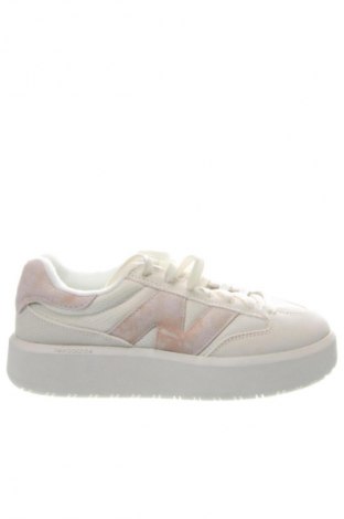 Férfi cipők
 New Balance, Méret 41, Szín Ekrü
, Ár 43 769 Ft