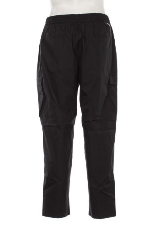 Pánske nohavice  Low Brand, Veľkosť XXL, Farba Čierna, Cena  93,95 €