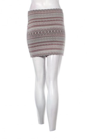 Rock Bershka, Größe S, Farbe Mehrfarbig, Preis 9,72 €