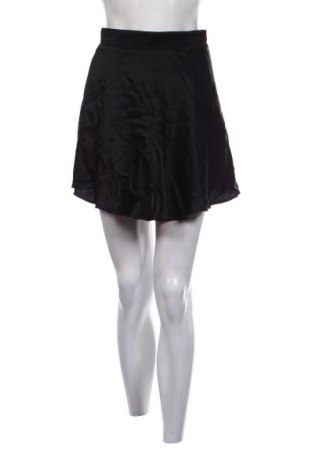 Sukně Bershka, Velikost S, Barva Černá, Cena  249,00 Kč