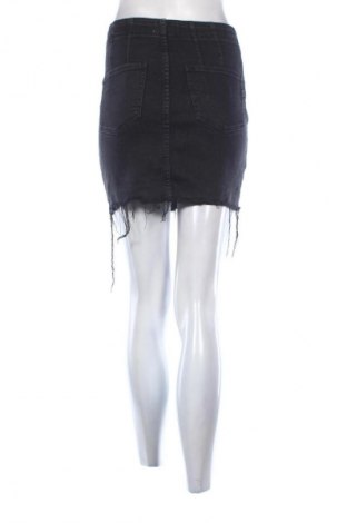 Rock Bershka, Größe S, Farbe Schwarz, Preis € 15,99