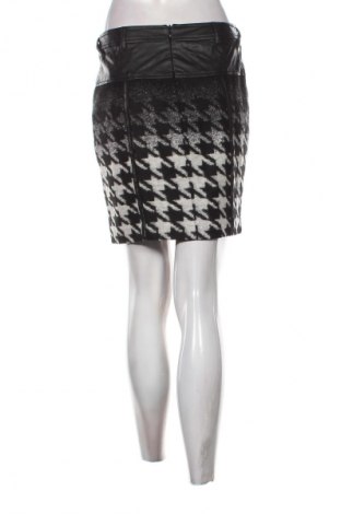 Fustă Biba, Mărime M, Culoare Multicolor, Preț 48,99 Lei