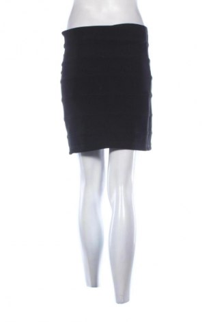 Fustă Clockhouse, Mărime M, Culoare Negru, Preț 50,00 Lei