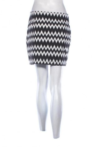 Sukňa H&M, Veľkosť M, Farba Viacfarebná, Cena  11,95 €