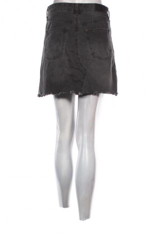 Sukně H&M, Velikost M, Barva Černá, Cena  369,00 Kč
