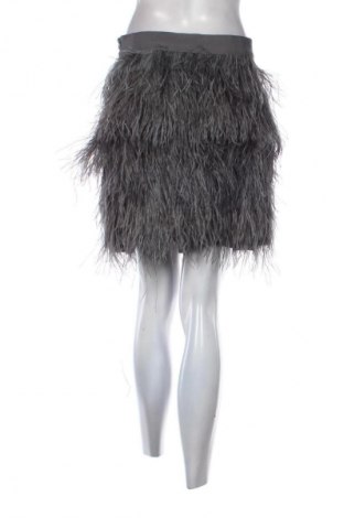 Пола Massimo Dutti, Размер M, Цвят Сив, Цена 81,99 лв.