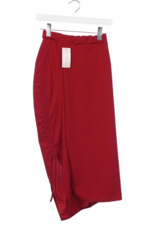 Пола NEW COLLECTION, Размер XS, Цвят Червен, Цена 65,99 лв.