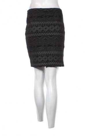 Spódnica ONLY, Rozmiar L, Kolor Czarny, Cena 45,98 zł