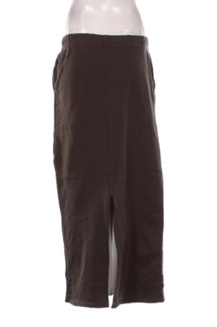 Пола Pull&Bear, Размер M, Цвят Кафяв, Цена 23,99 лв.