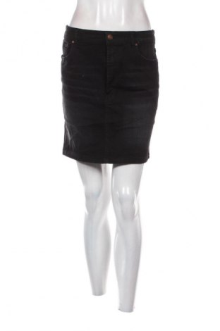 Sukně Stradivarius, Velikost M, Barva Černá, Cena  469,00 Kč
