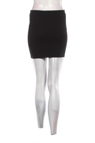 Spódnica Terranova, Rozmiar XXS, Kolor Czarny, Cena 25,99 zł