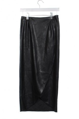 Szoknya Mariuccia	Milano, Méret XS, Szín Fekete, Ár 58 899 Ft