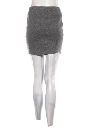 Fustă Zara, Mărime S, Culoare Gri, Preț 61,99 Lei
