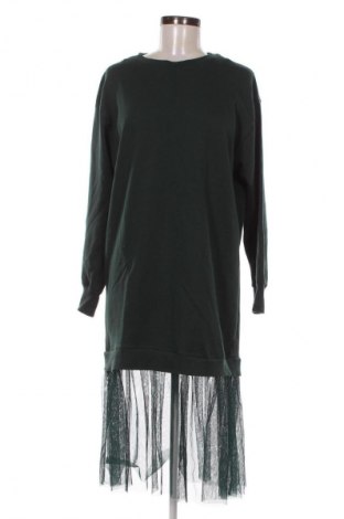 Šaty  Bershka, Velikost M, Barva Zelená, Cena  367,00 Kč
