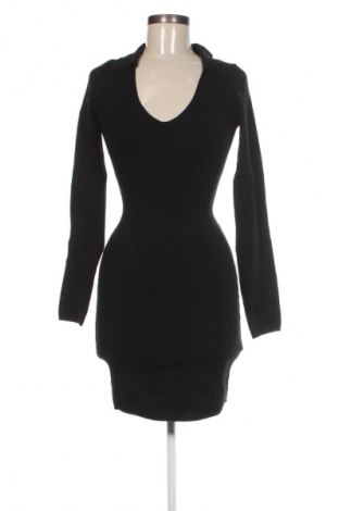 Rochie Bershka, Mărime S, Culoare Negru, Preț 59,99 Lei