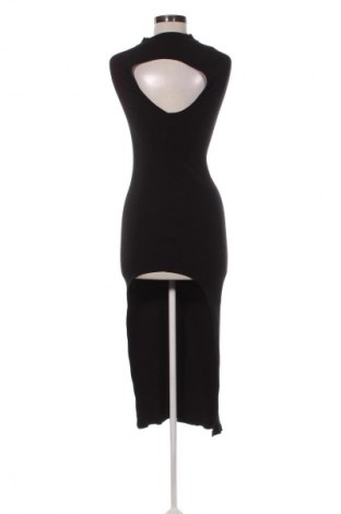 Rochie Bershka, Mărime M, Culoare Negru, Preț 76,32 Lei