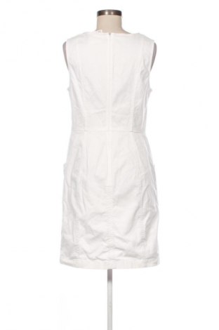 Kleid Boden, Größe M, Farbe Weiß, Preis 42,99 €