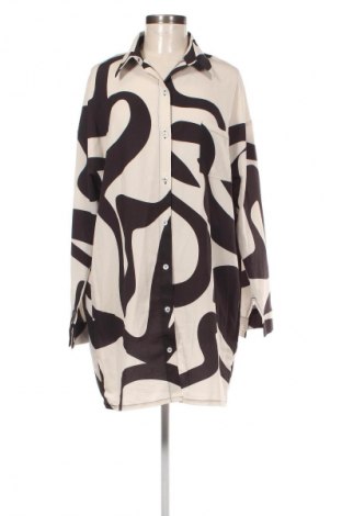 Kleid Boohoo, Größe L, Farbe Mehrfarbig, Preis 16,99 €