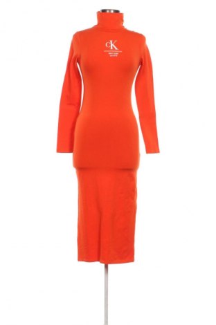 Šaty  Calvin Klein Jeans, Velikost S, Barva Oranžová, Cena  619,00 Kč