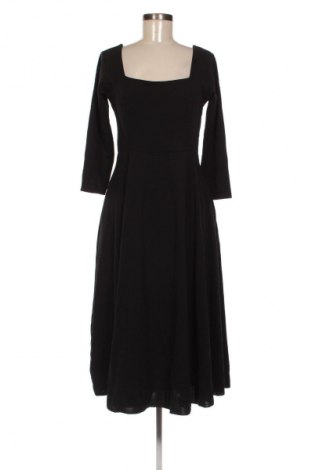 Sukienka Casual Clothes Company, Rozmiar M, Kolor Czarny, Cena 614,99 zł