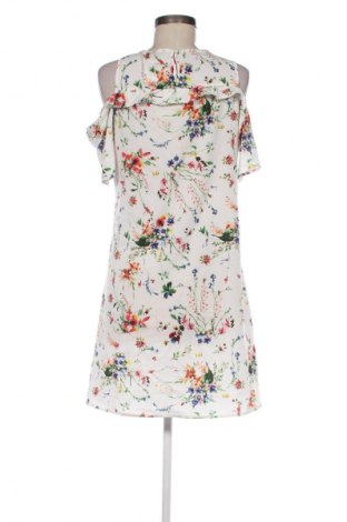 Kleid Defacto, Größe M, Farbe Mehrfarbig, Preis 15,86 €
