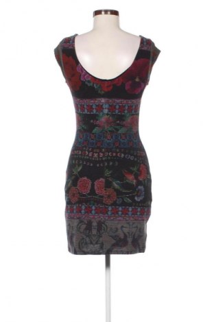 Sukienka Desigual, Rozmiar S, Kolor Kolorowy, Cena 188,51 zł