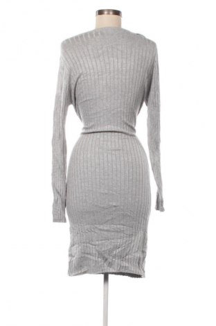 Rochie Esmara, Mărime M, Culoare Gri, Preț 100,99 Lei
