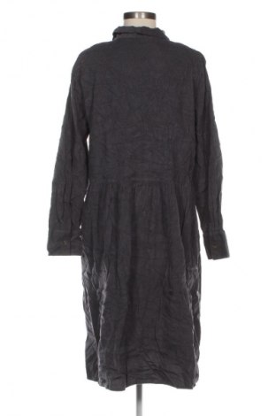 Kleid Esprit, Größe M, Farbe Grau, Preis 13,99 €