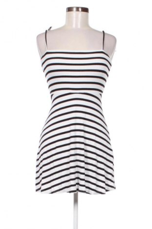 Рокля Forever 21, Размер S, Цвят Многоцветен, Цена 22,99 лв.