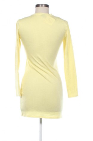Šaty  Gina Tricot, Velikost M, Barva Žlutá, Cena  342,00 Kč