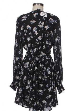 Sukienka Gina Tricot, Rozmiar M, Kolor Kolorowy, Cena 40,99 zł