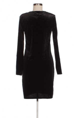 Sukienka Gina Tricot, Rozmiar M, Kolor Czarny, Cena 88,99 zł