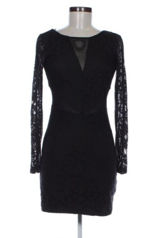 Sukienka Gina Tricot, Rozmiar M, Kolor Czarny, Cena 110,34 zł