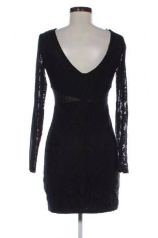 Sukienka Gina Tricot, Rozmiar M, Kolor Czarny, Cena 110,34 zł