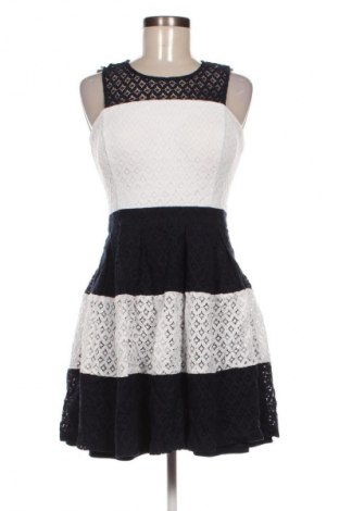 Φόρεμα Guess, Μέγεθος M, Χρώμα Πολύχρωμο, Τιμή 65,99 €