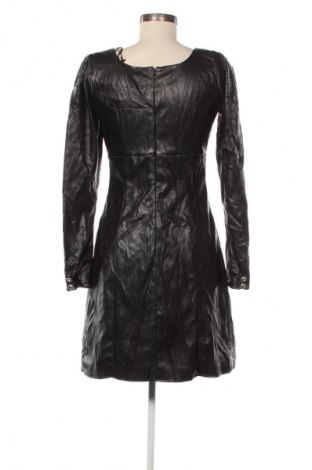 Šaty  Guess, Veľkosť L, Farba Čierna, Cena  55,95 €