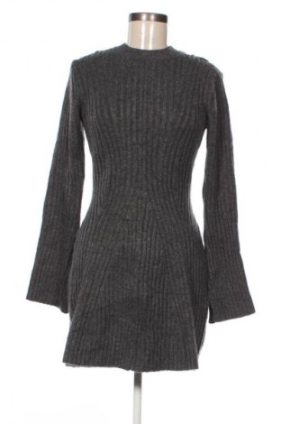 Kleid H&M, Größe S, Farbe Grau, Preis € 18,99