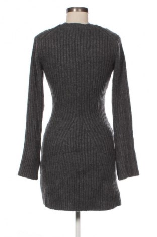 Kleid H&M, Größe S, Farbe Grau, Preis € 18,99
