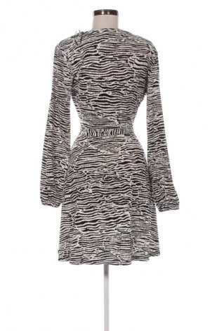 Rochie H&M, Mărime S, Culoare Multicolor, Preț 76,00 Lei