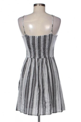 Kleid H&M Divided, Größe M, Farbe Mehrfarbig, Preis € 24,99